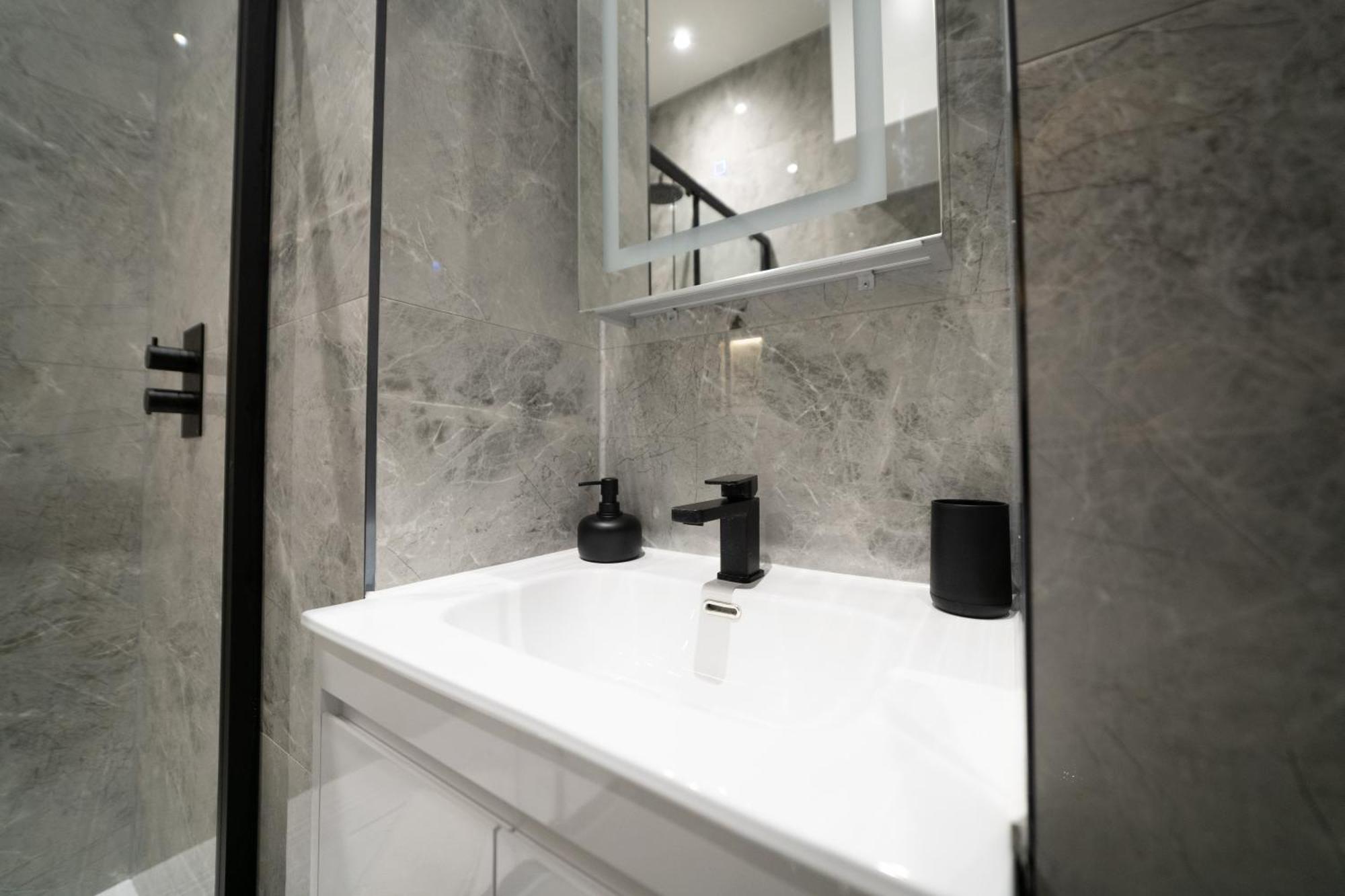 One And Two Bedroom Apartments Near Holloway Train Station By Belvilla London Exterior photo